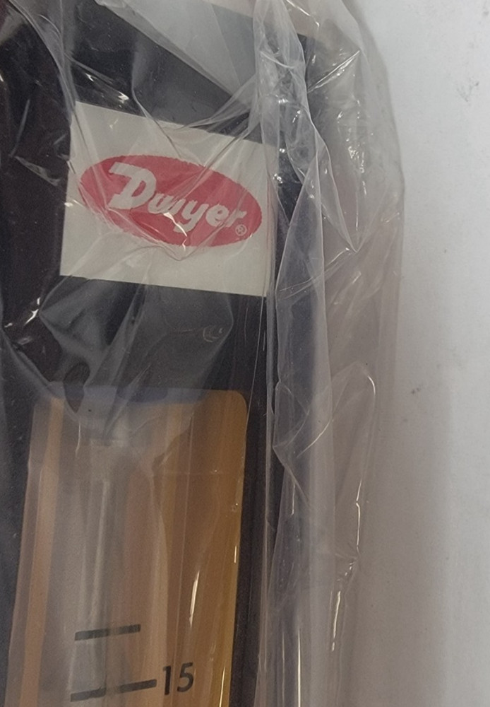 Dwyer Variable Glass Quartz Flow Meter DR4244