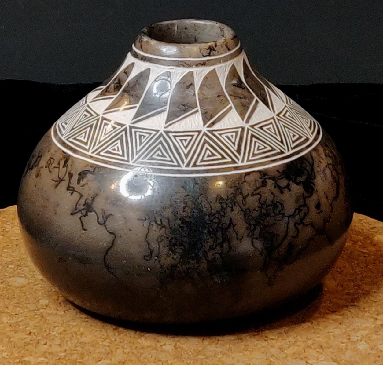 Vintage Signed Veronica Louis Acoma Pueblo Native American Pottery Vase 3.5"X4"