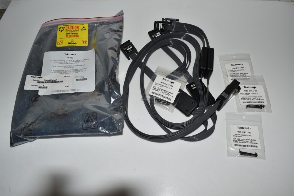 ^^ TEKTRONIX P6880 LOGIC ANALYZER W/ ELASTOMETER HOLDER ASSEMBLY - NEW (TSM106)