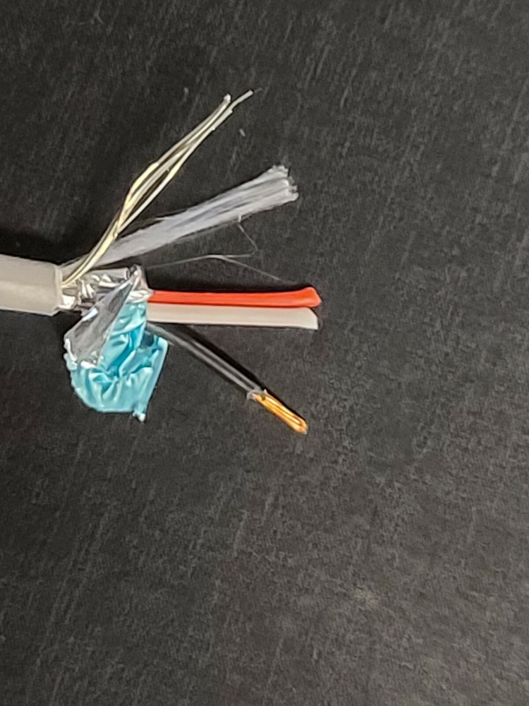 Belden 5501FE 22/3C Shielded Audio/Security/Alarm Cable Riser CMR Gray /100ft