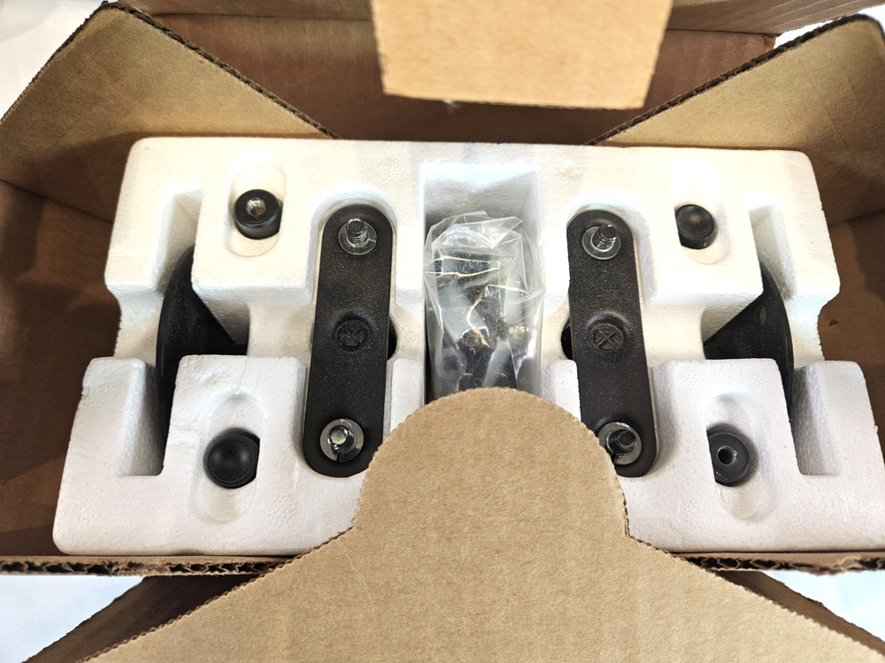 Bose WC-5B Black Wall/Ceiling Mount Kit complete NEW open Box