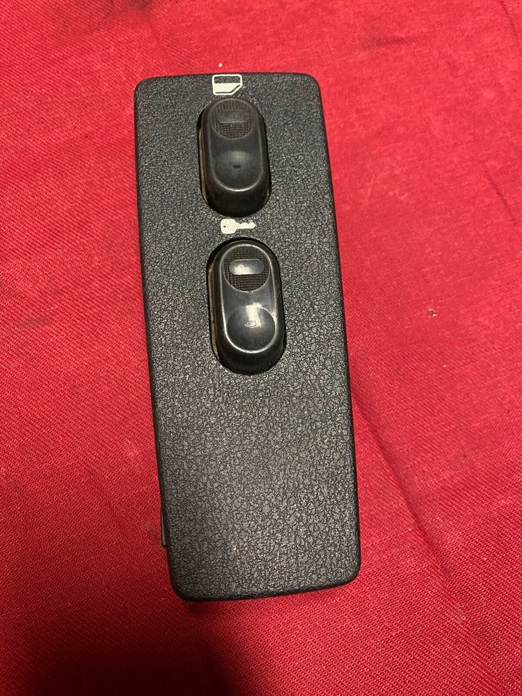 FREIGHTLINER CASCADIA  SWITCH DOOR ELECTRICAL, 16915482