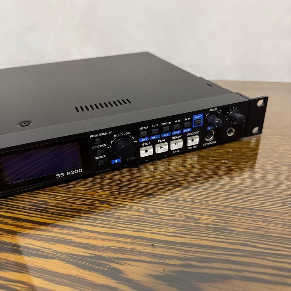 TASCAM SS-R200 Stereo Audio Recorder Only Main Unit All Function Tested