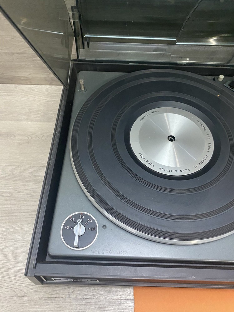 GARRARD SYNCHRO LAB 95 TURNTABLE / RECORD PLAYER