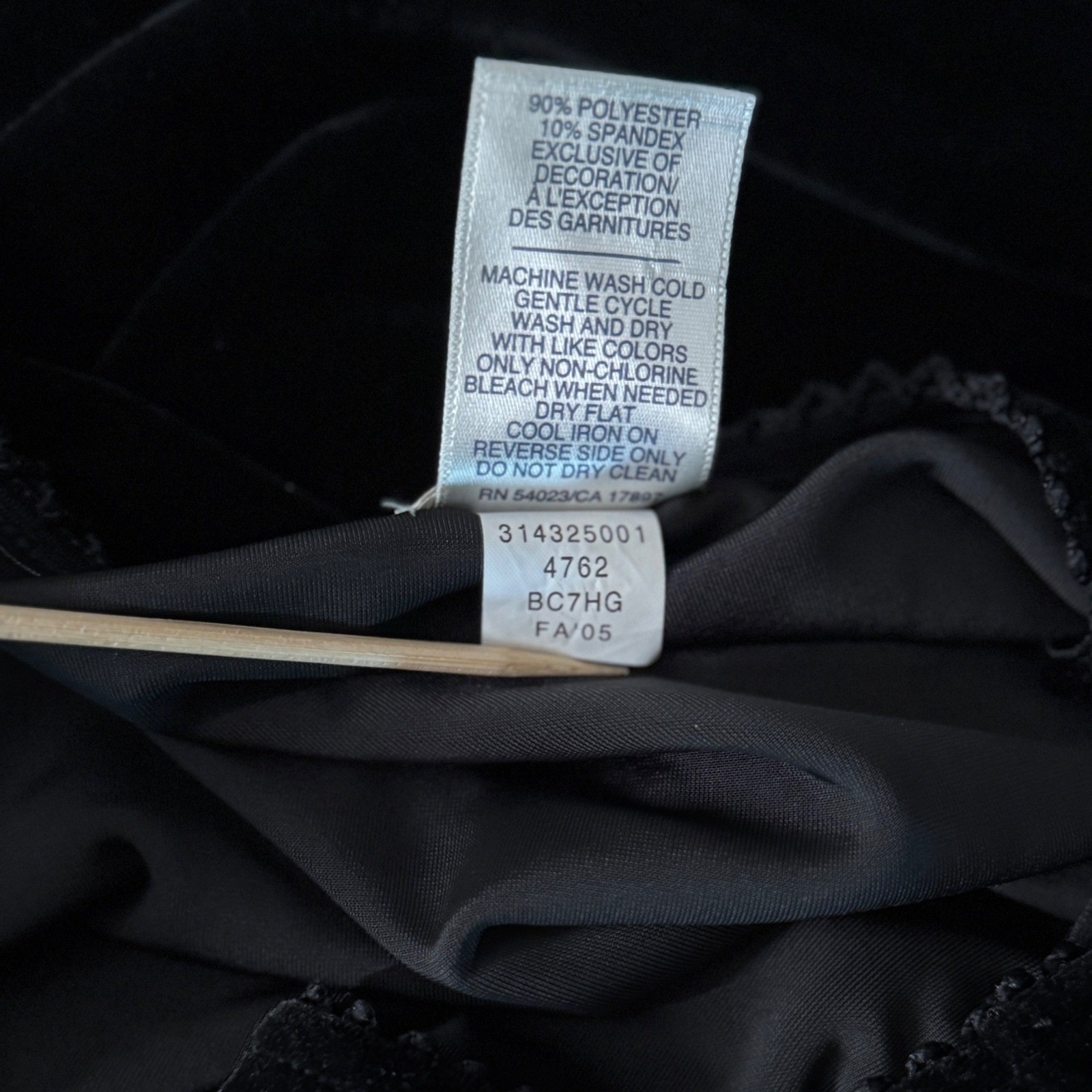 Old Navy Velvet Cami Top Black Lace Trim Ribbon Y2K Lingerie Tank Top Vintage