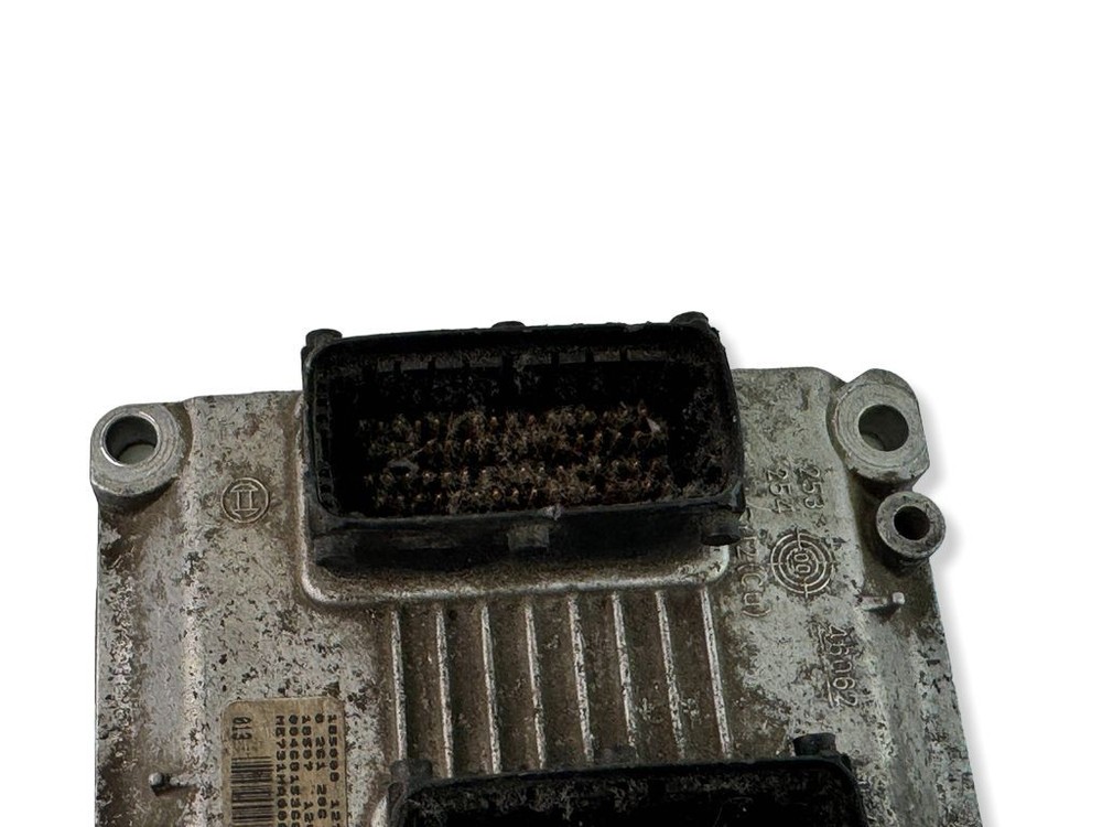 Alfa Romeo 156 2000 Engine Control Module 0261206711 kW BVV2711
