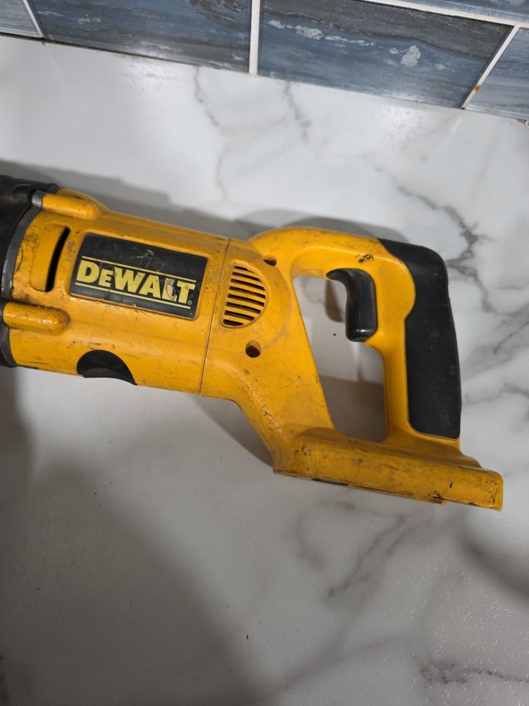 Dewalt DW008 24V Variable Speed Reciprocating Saw - TOOL ONLY - TESTED