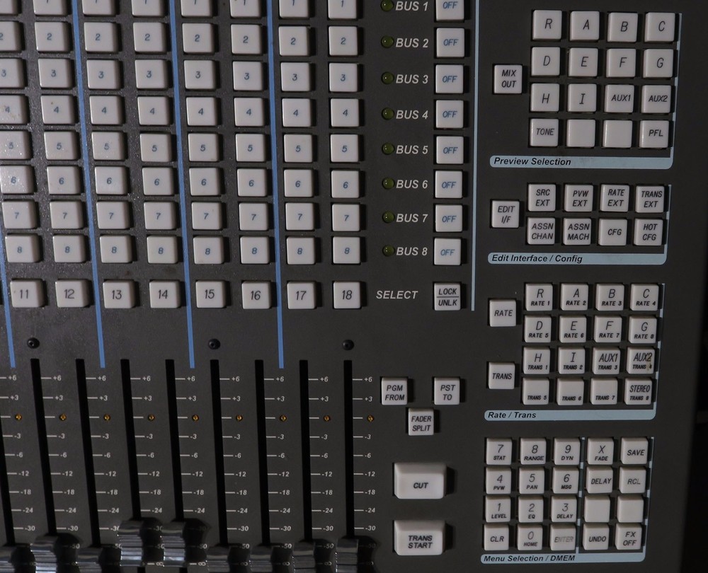 Graham pattern deam 8000 sound mixer controller