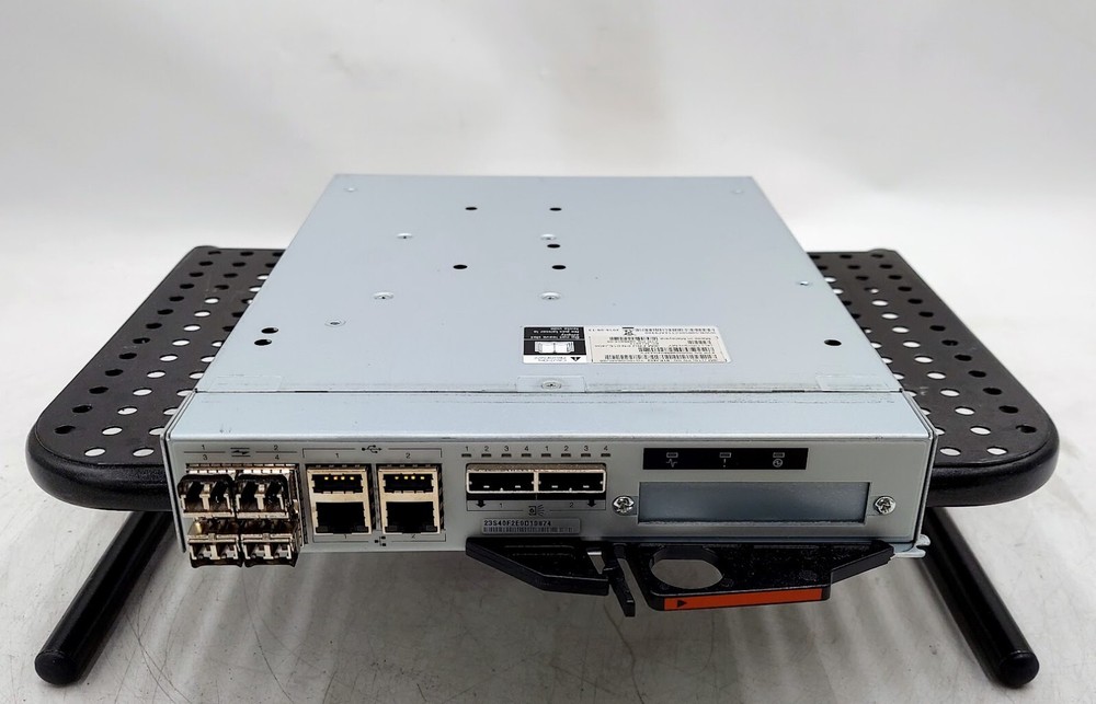 IBM 01EJ404 V7000 Node Controller w/ 4x PLRXPL-VC-SH4-C3 SFPs