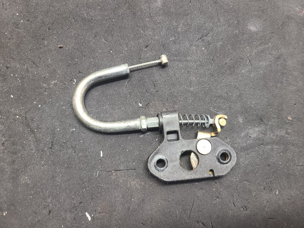1998 Ducati ST2 944 Seat Release
