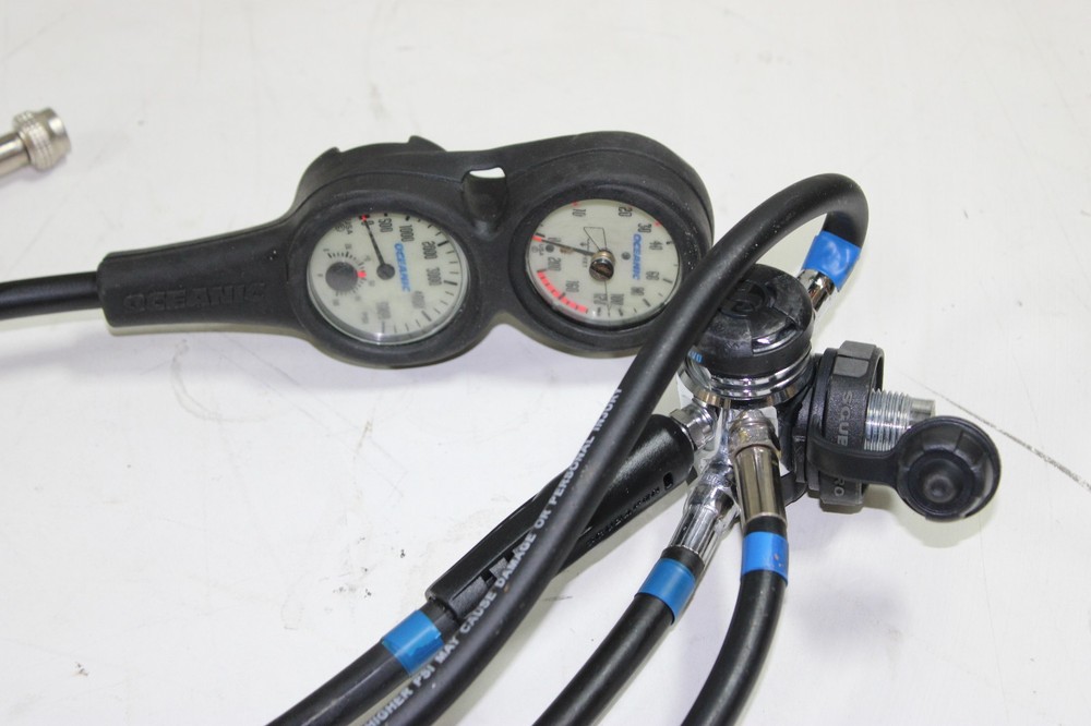 SCUBAPRO MK17 Regulator w/ OCEANIC EVO