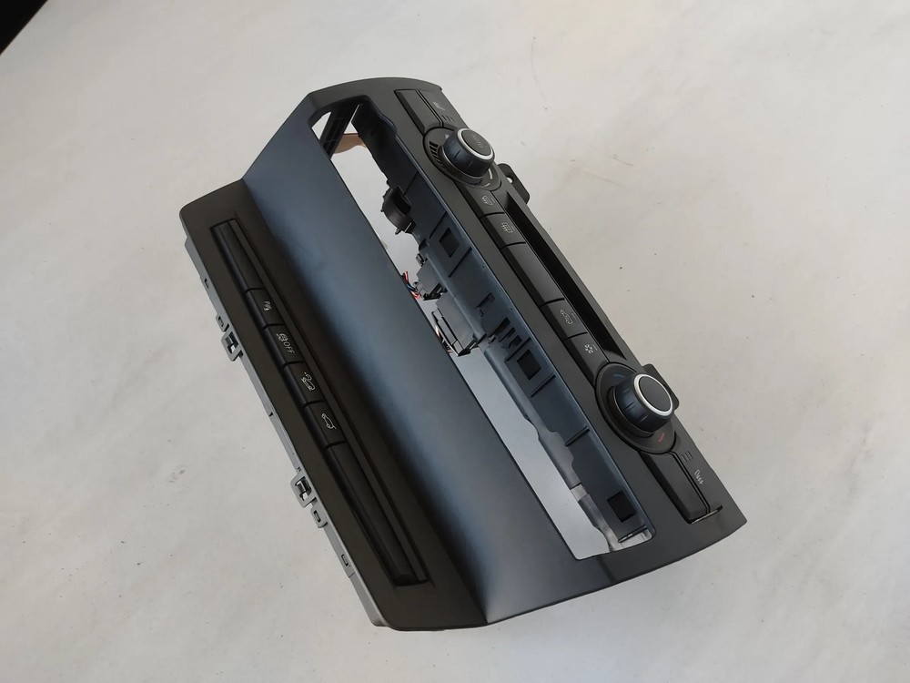 Original BMW E70 E71 Control Panel Automatic air conditioning base 9310445