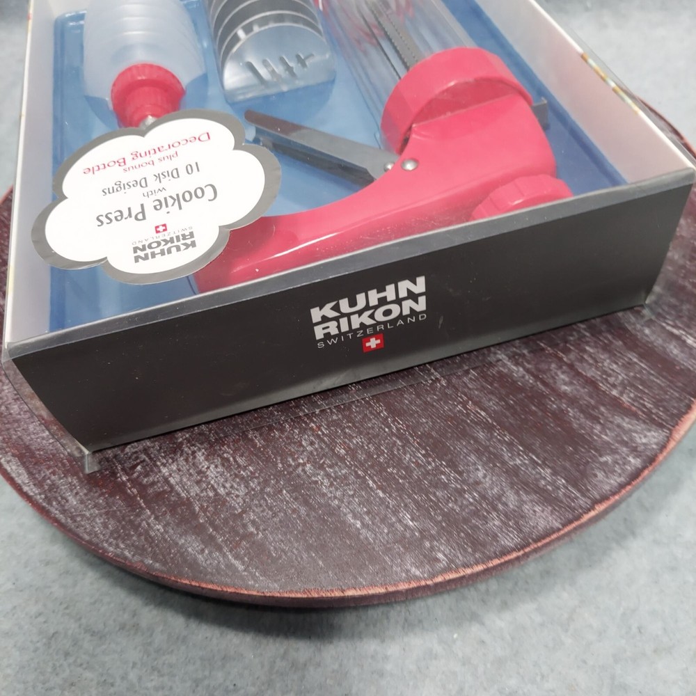 Kuhn Rikon Cookie Press Set With Disc Designs & Decorating Bottle Missing 1 Disc