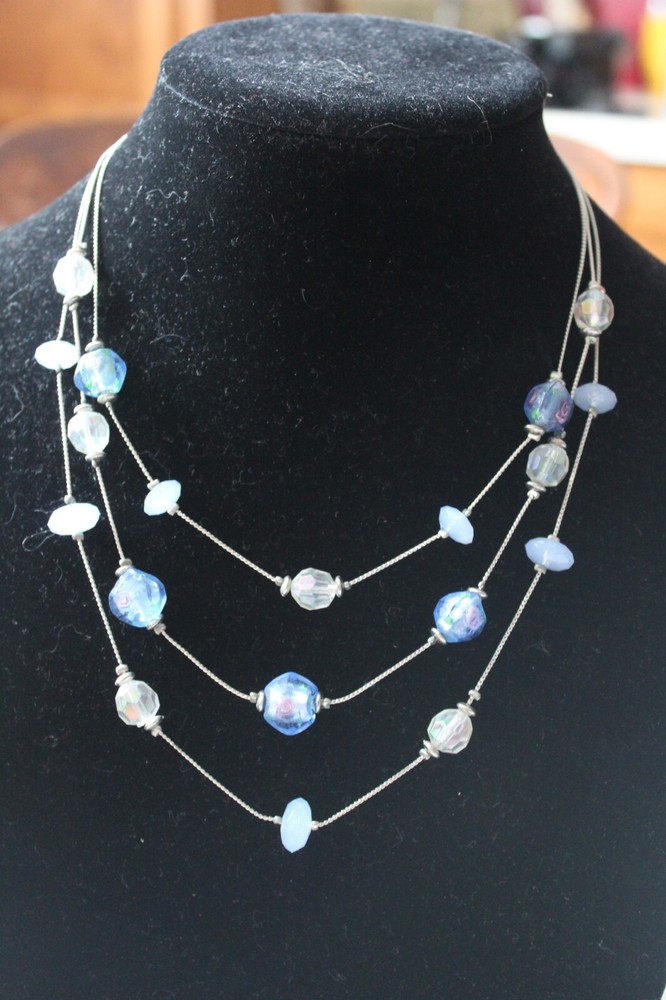 Vtg Multi Strand 3 Layer Beads With Roses Necklace Blue Silver Tone Chain Beaded