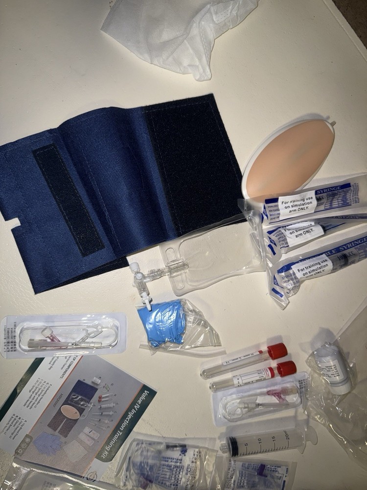 IV Practice Kit for Injection Training, Wearable Injection Practice Kit