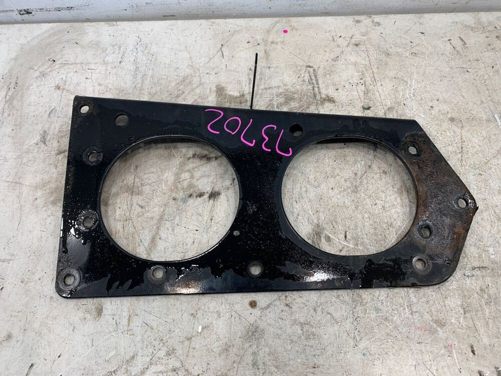 2016 Freightliner Cascadia Frame Brackets (753-10121)