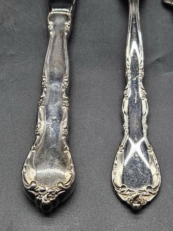 Lunt Silversmiths Haverford Pattern Silverplate Flatware 33 Pieces