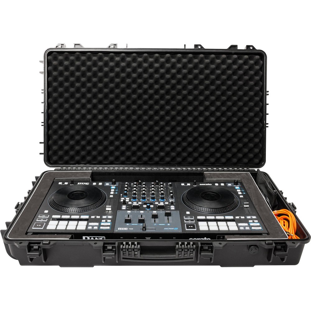 Magma MGA45000 FLXGUARD DJ Rolling Molded Hard Controller Case