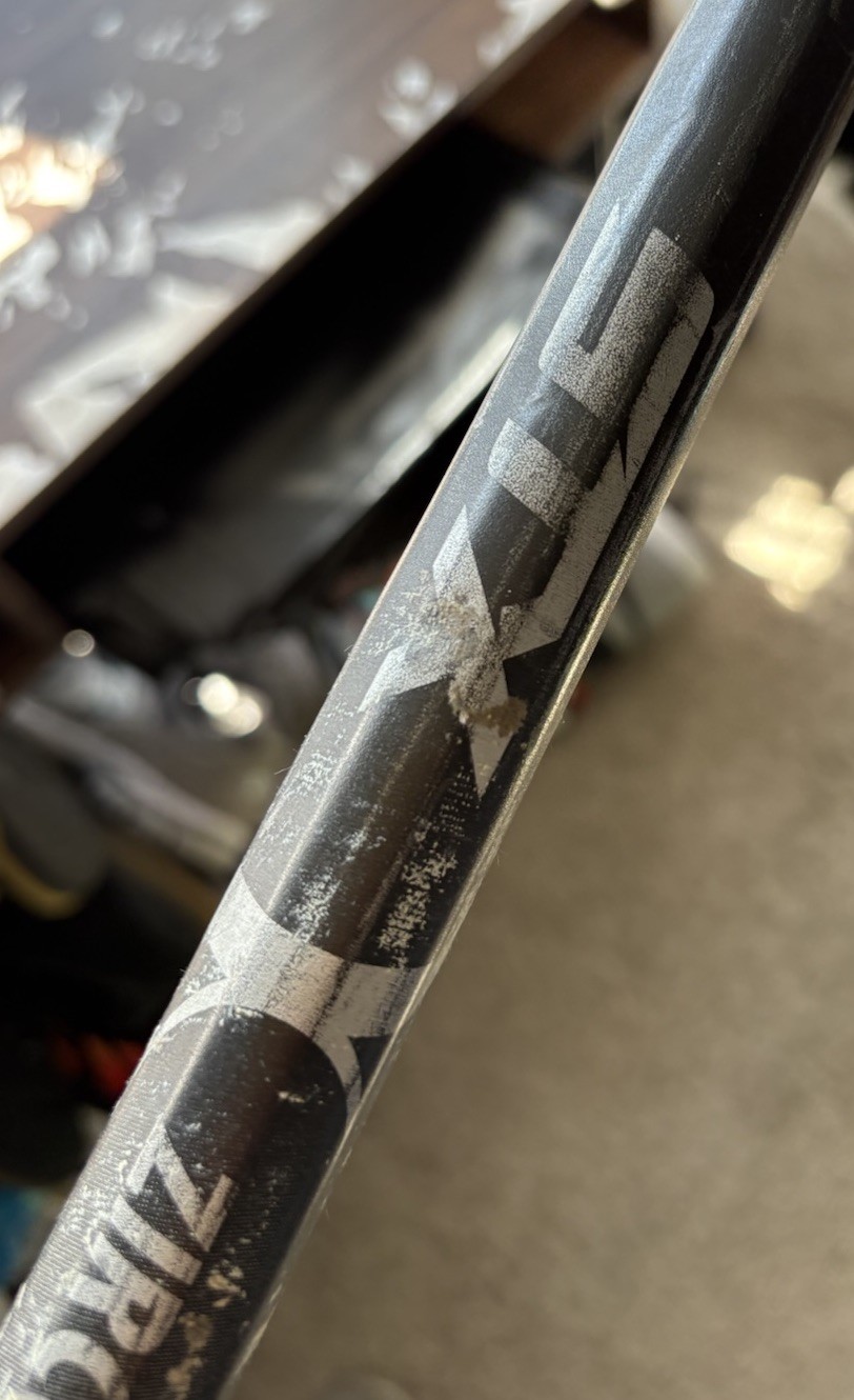 Vintage STX Zirconium 7 Rare Lacrosse Shaft Black Attack