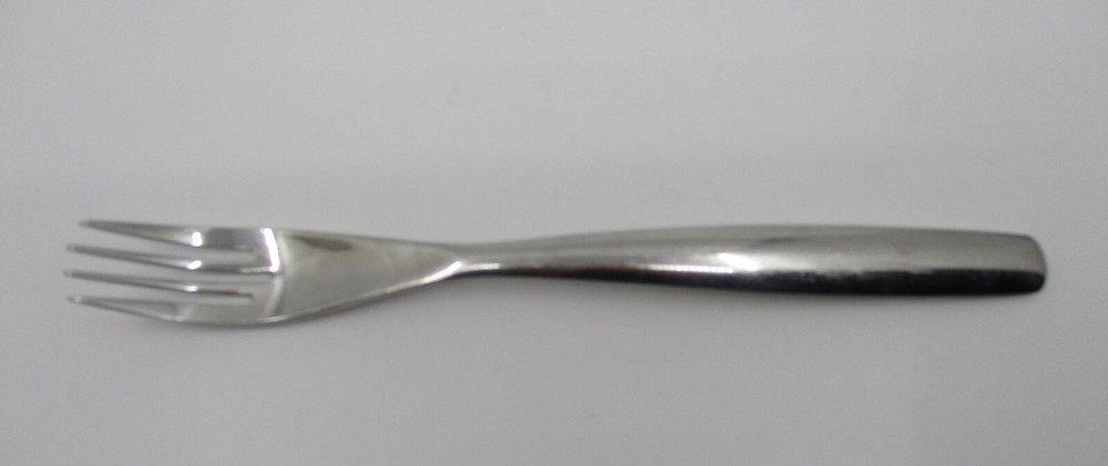 DENBY CHARLIE DINNER FORK - 8 1/4"  11Q