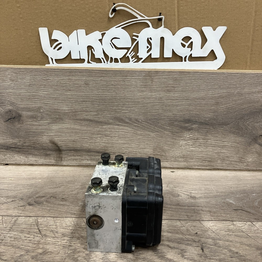 2012 Harley FLHTCU Electra Ultra OEM ABS Brake Pump & Control Module Untested