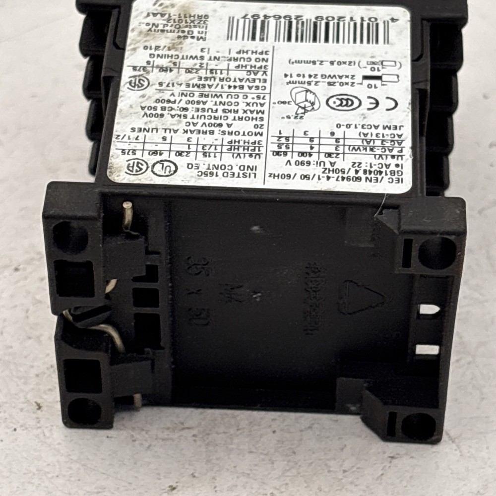 Siemens 3RT1016-2AP02 Sirius Contactor