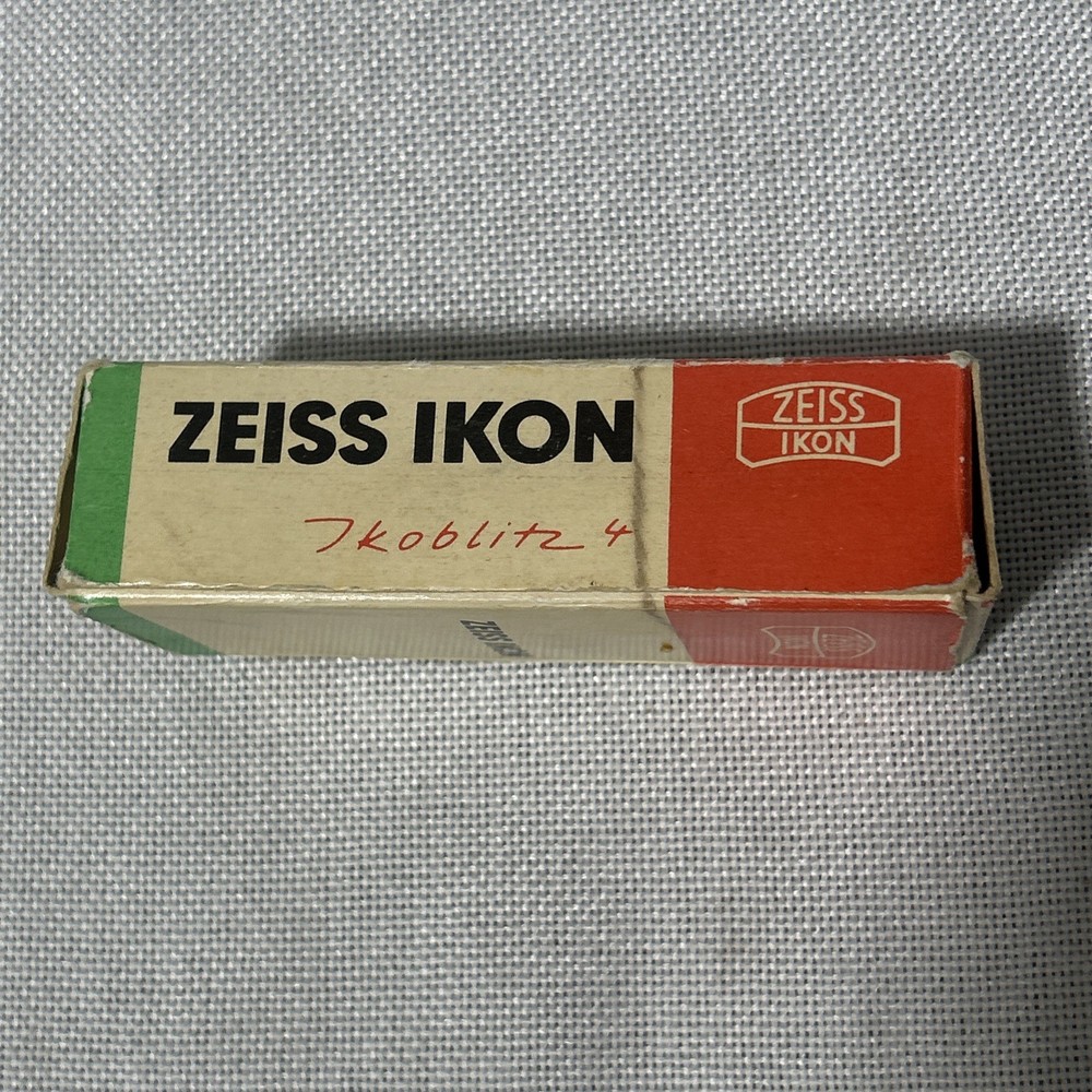 ZEISS IKON IKOBLITZ 4 PA 62 Flash Unit With Original Box
