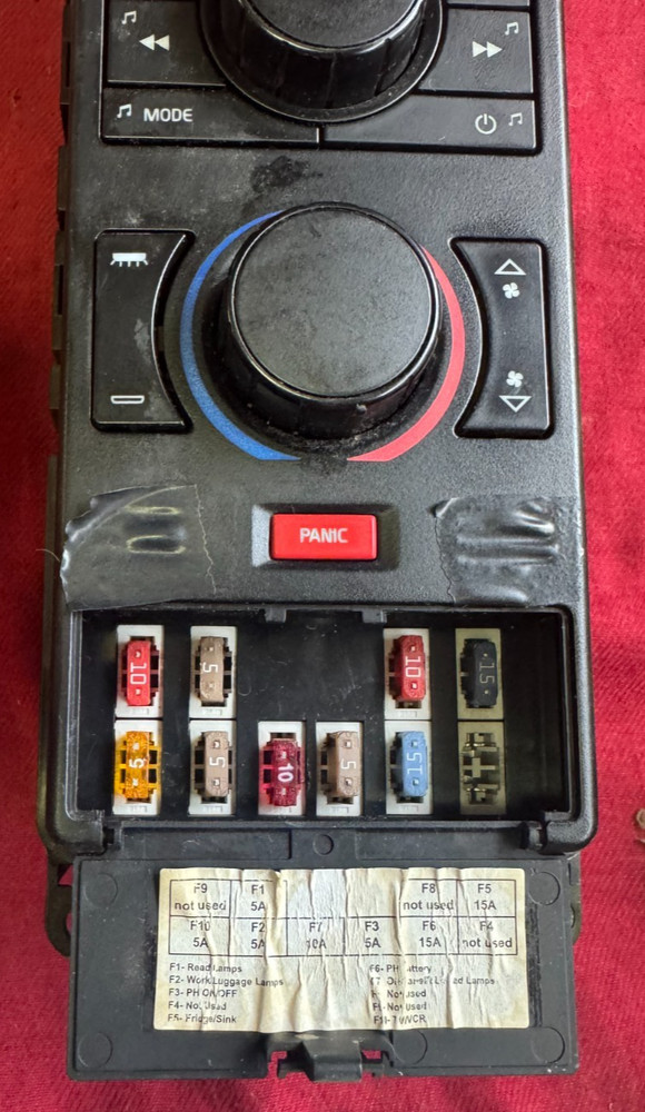 2014 Volvo 21693239 TEMPERATURE CONTROL SWITCH, SLEEPER , ALARM CLOCK, MENU