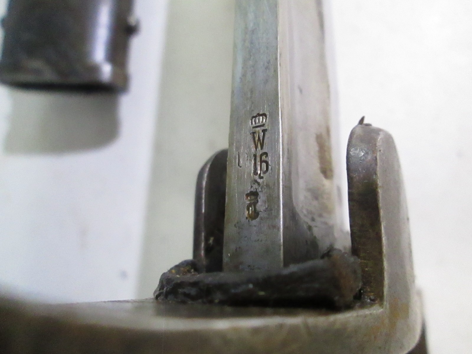 WW1 GEMAN HEAVY ARTILLERY SWORD & SCABBARD DATED 1916 MINTY #L36