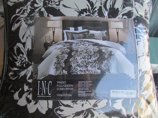 New INC Queen Comforter MA2