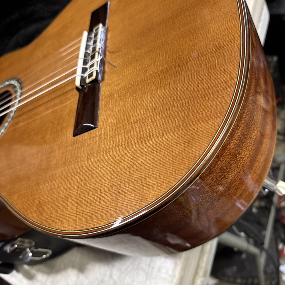 Cordoba C9 Luthier Series Solid Cedar Top Classical Guitar + case Nice!