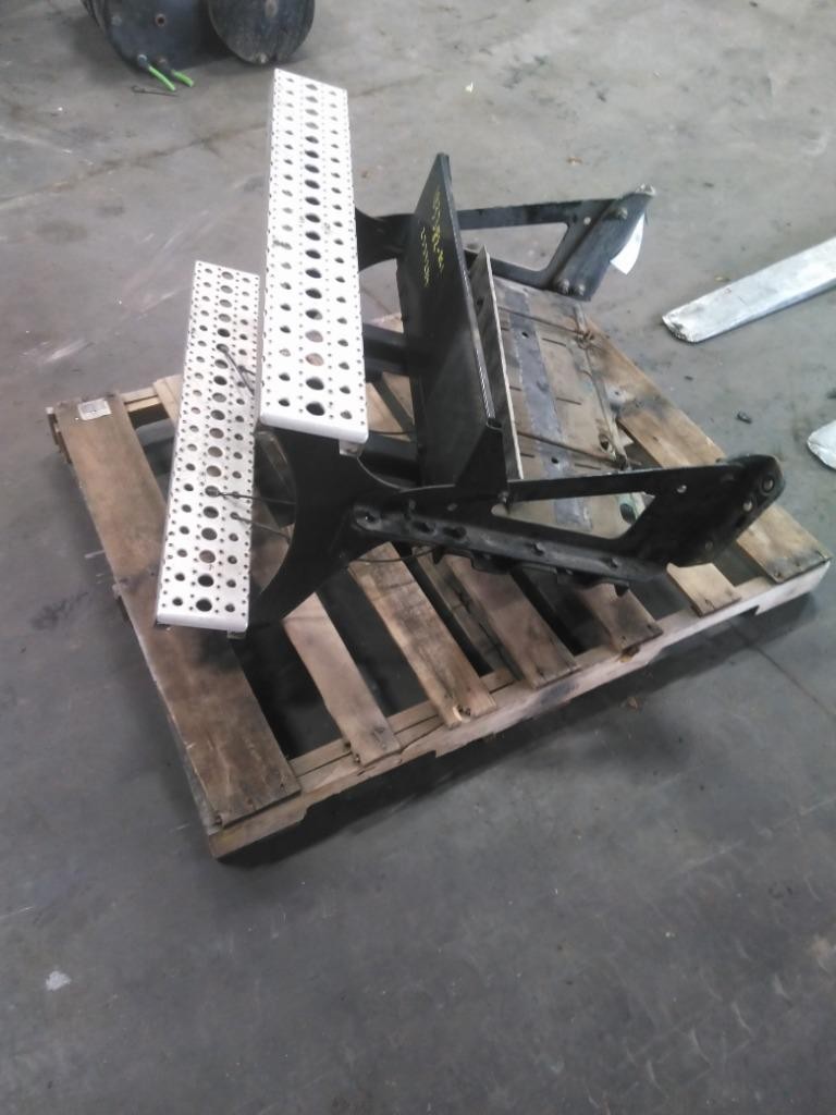 Replaces 2020 FREIGHTLINER CASCADIA 126 BATTERY BOX 3586186