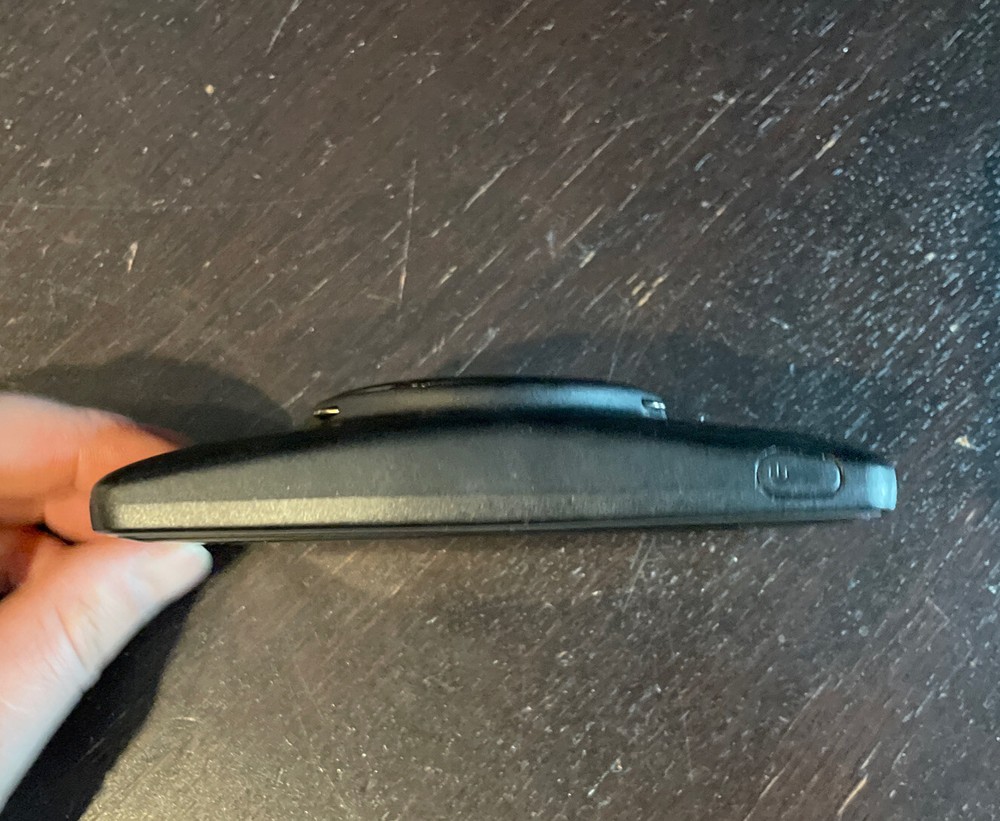 TOM TOM XL N14644 GPS Navigation touchscreen (4.5") EUC