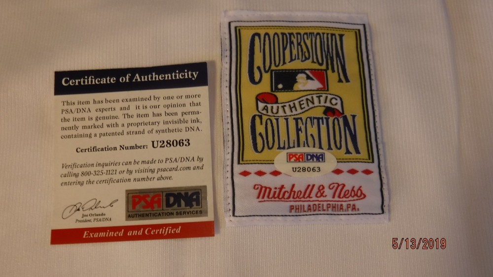 Willie Mays Signed (Mitchell Ness) Giants Jersey -PSA Authenticated #U28063