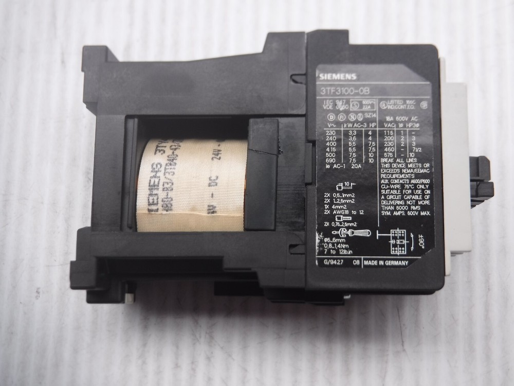 Siemens 3TF3100-0B Contactor 18A 600VAC
