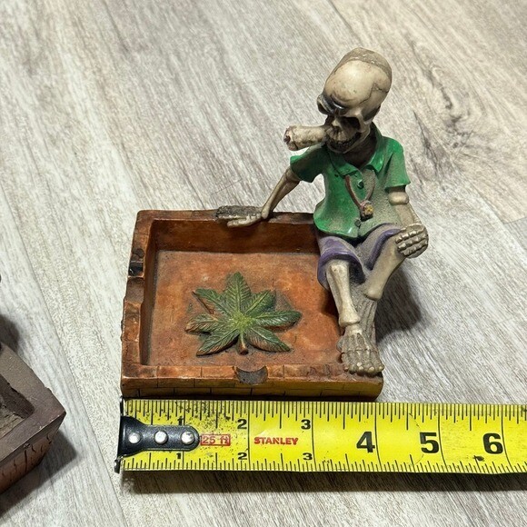 Resin skull plant decor buds tray bundle