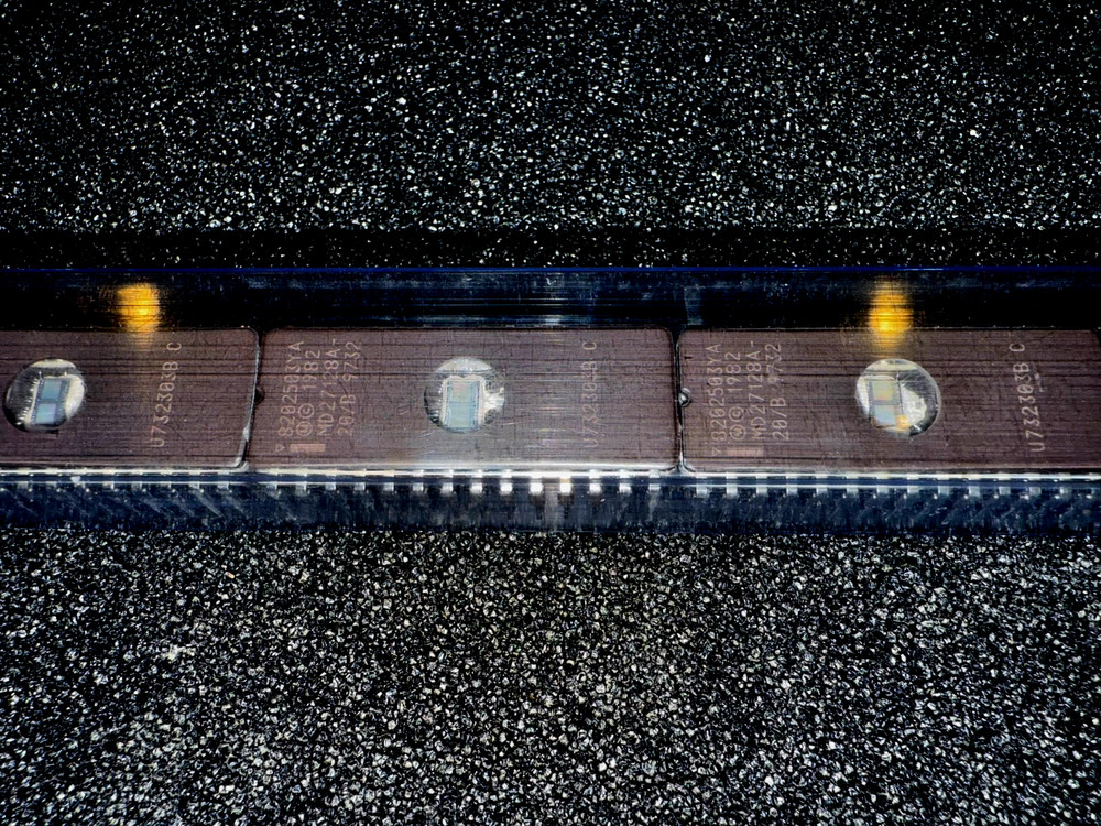 MD27128A-20/B  ( DUAL MARKED )