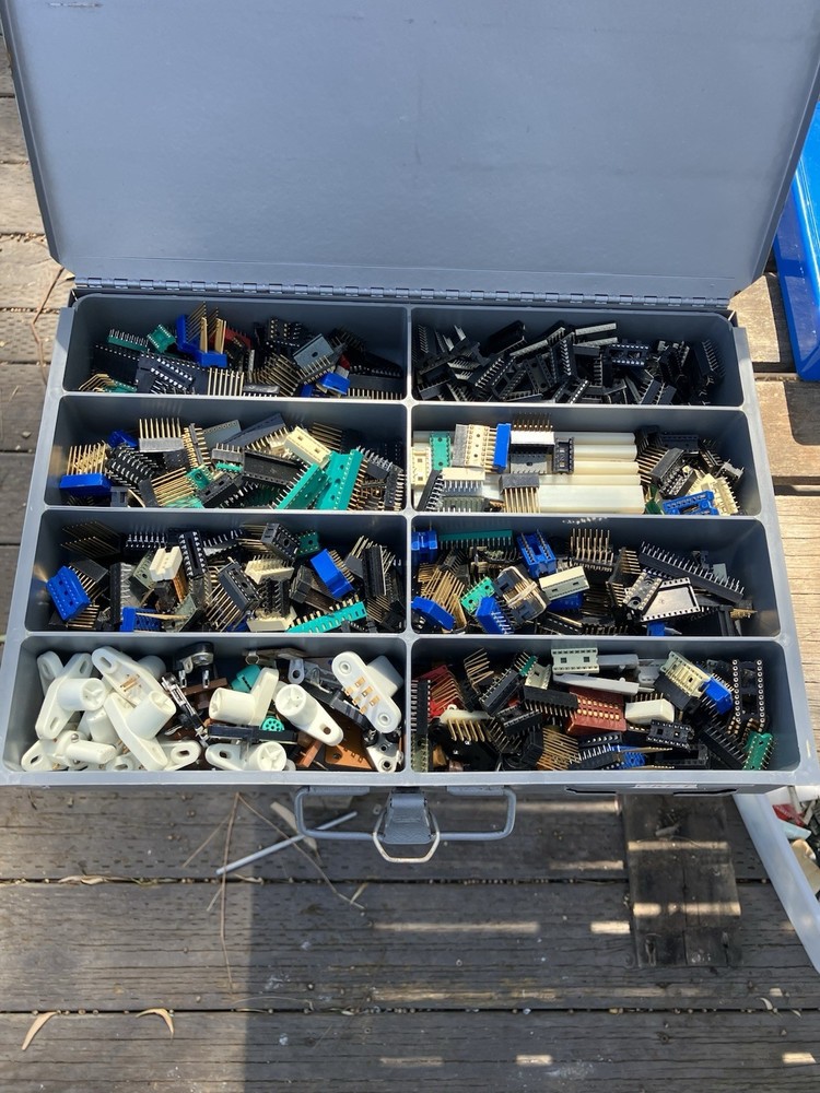 Vintage Integrated Circuits (ICs) – Mixed  Sockets