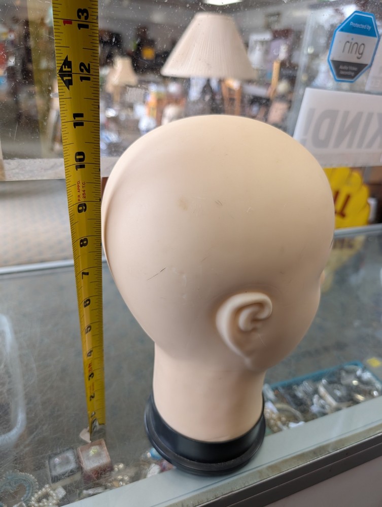 Mannequin Head