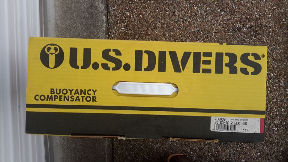 US Diver Sonic 2 BCD Bouyancy Compensation Device Medium Used