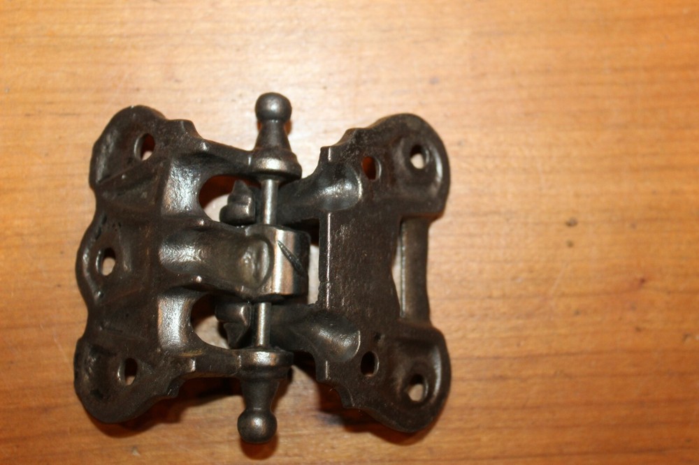 Antique Cast Iron Victorian Spring Loaded Screen Door Hinge Missing Spring C-3