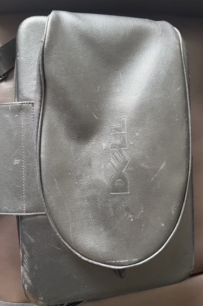 Dell 2300MP DLP Projector with Cables, Remote, and Case