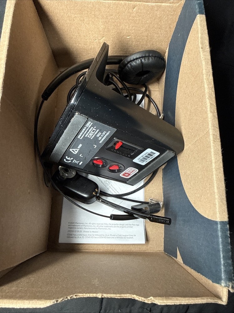 PLANTRONICS Poly CS540 Wireless DECT Headset Black - Open Box