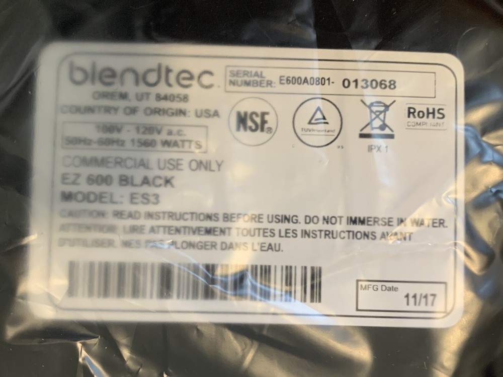 Blendtec E600A0801-A1GA1A EZ600 Blender Package - Black