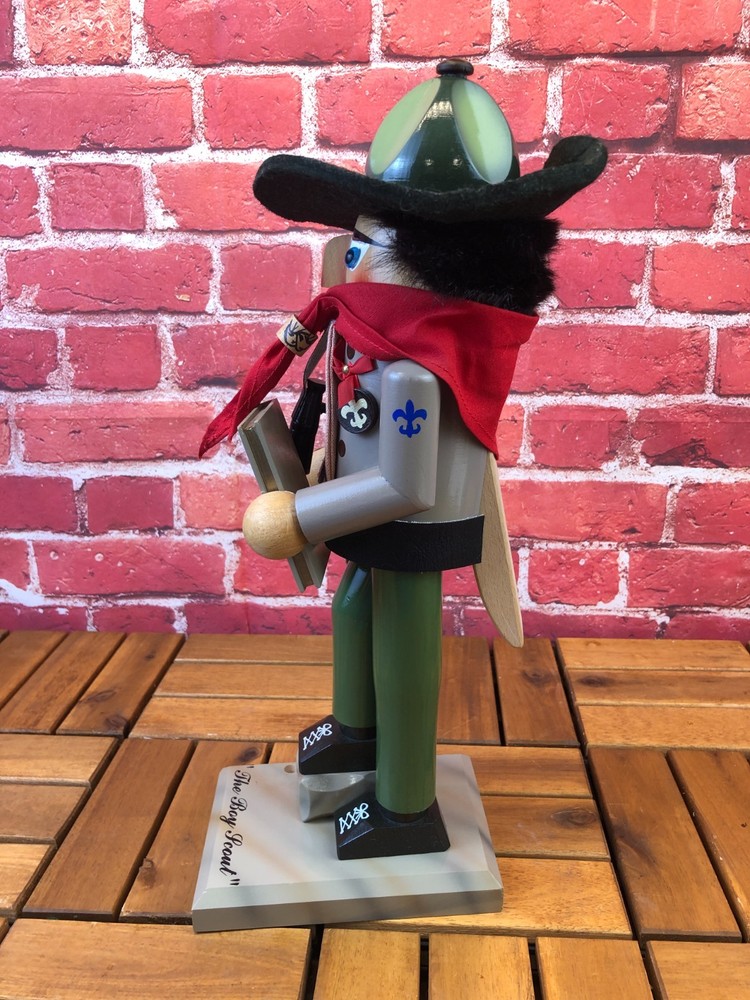 Vintage STEINBACH 15" NUTCRACKER "THE BOY SCOUT" S-899 From GERMANY Missing Flag