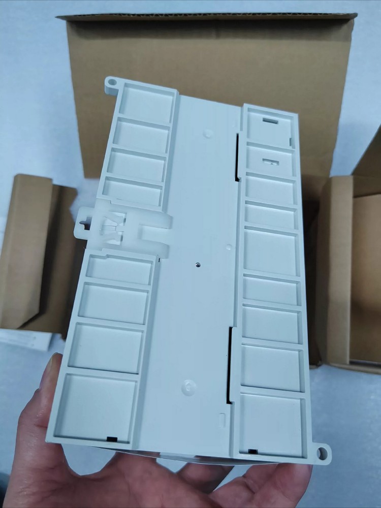 1pc Xinje XD5-48T-E Brand New Programmable Controller