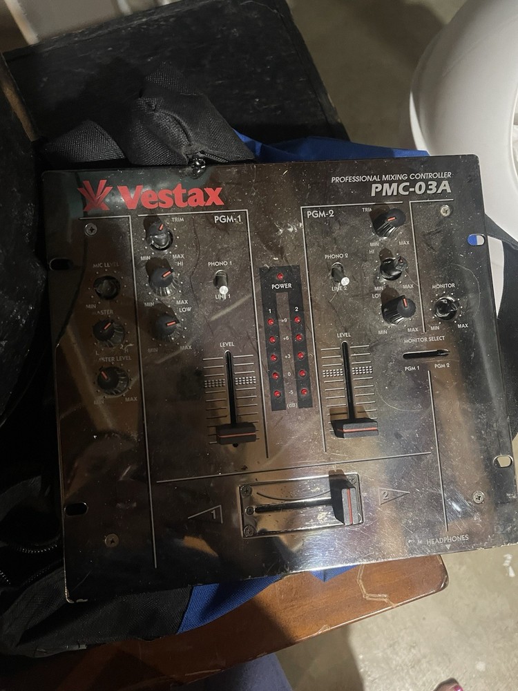 Vestax PMC-03A Professional Mixing Controller