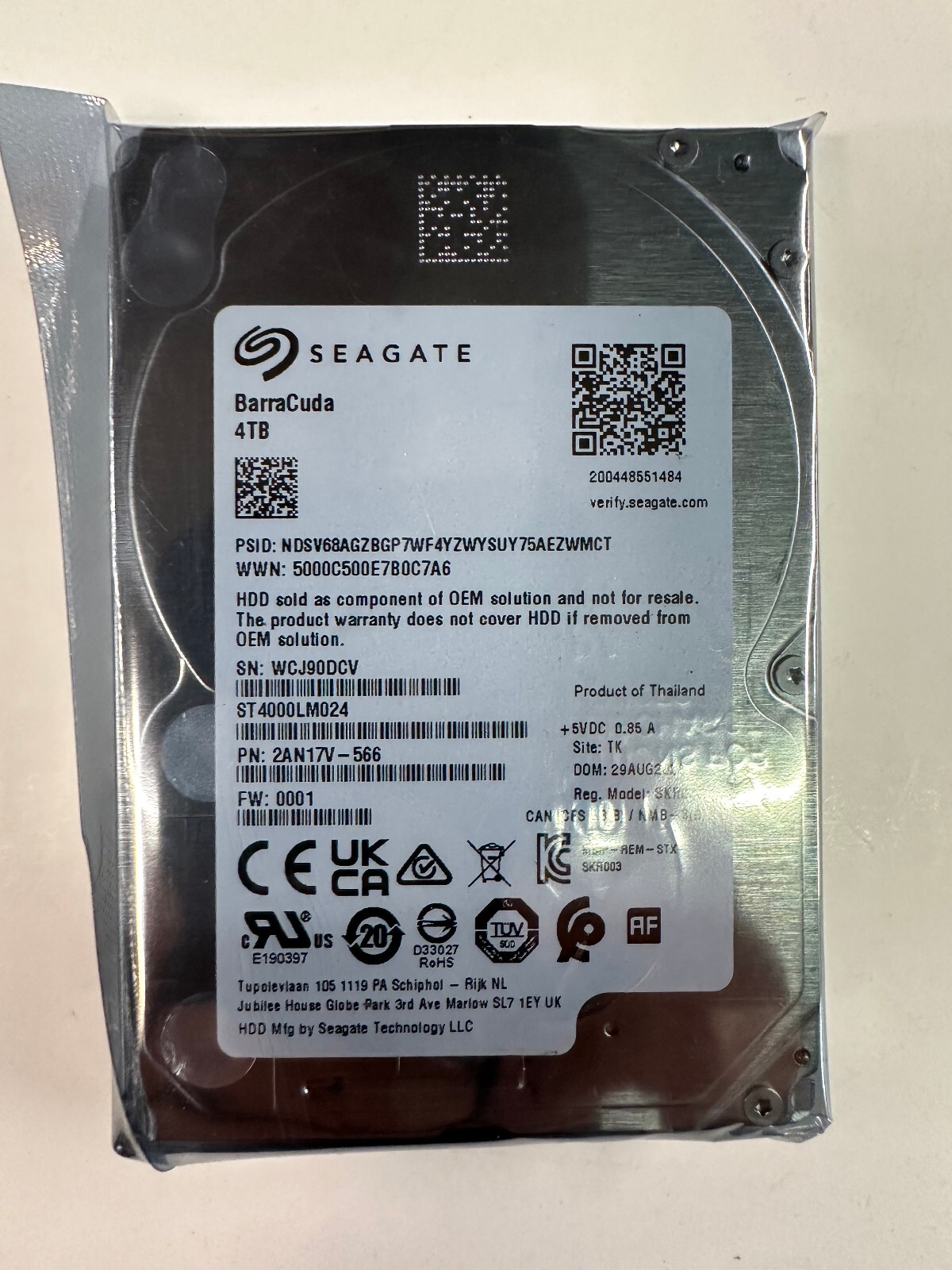 Seagate Barracuda ST4000LM024 4TB 2.5" Server HDD 15mm 0.59" FW 0001 POH 800