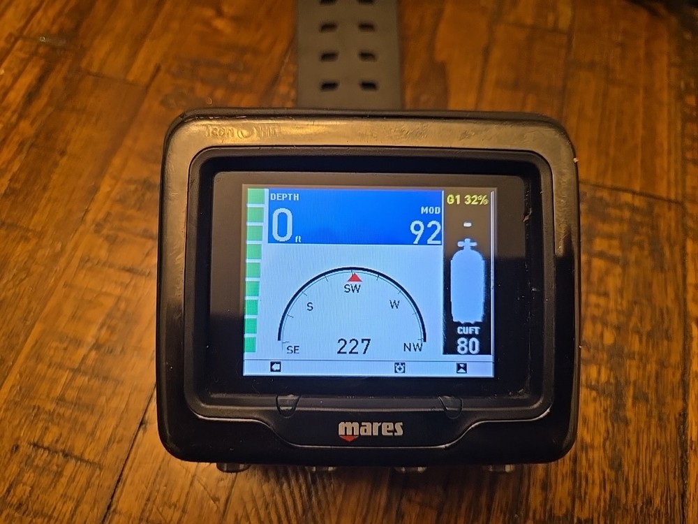 Mares Icon HD Black Edition Dive Computer