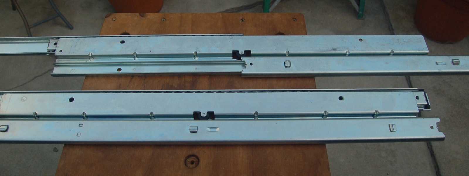 1 PAIR of NEW SNAP-ON TOOLS #8-1288LRS 27" BALL BEARING DRAWER SLIDES